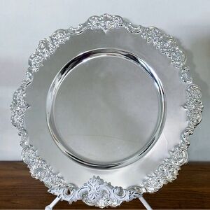 ✨RARE✨Vintage Wallace Grande Baroque Silverplate Charger- SINGLE CHARGER